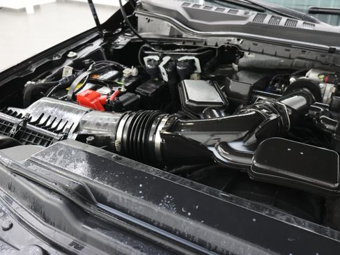Used 2021 Ford F250 XLT w/ XLT Premium Package AWD/4WD image 19