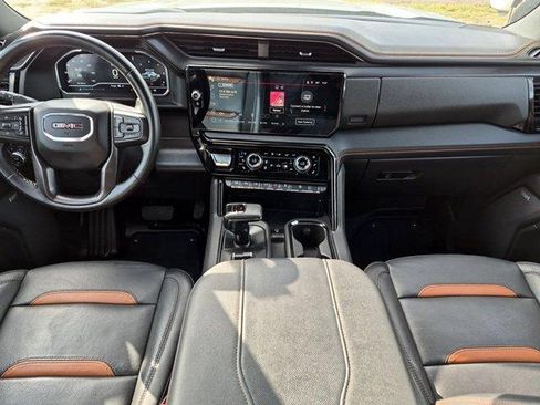 Certified 2024 GMC Sierra 1500 AT4 w/ Technology Package AWD/4WD image 20
