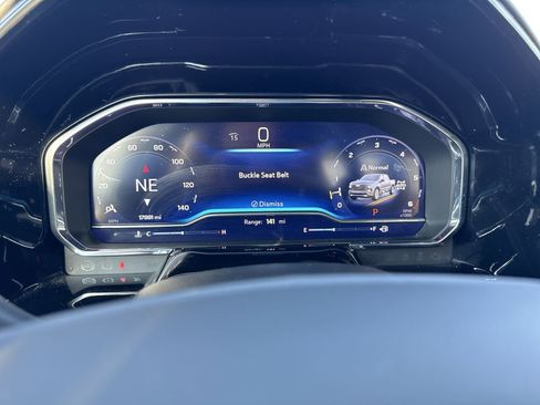 Used 2024 Chevrolet Silverado 1500 High Country w/ High Country Premium Package image 15