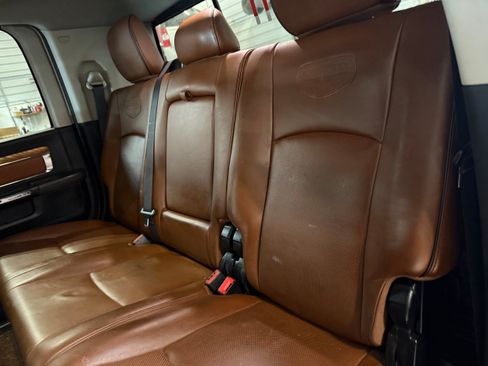 Used 2014 RAM 2500 Longhorn w/ Convenience Group AWD/4WD image 34