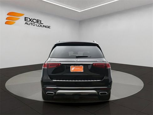 Used 2022 Mercedes-Benz GLS 450 4MATIC image 4