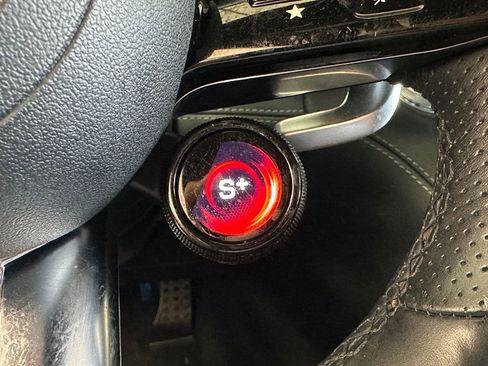 Used 2022 Mercedes-Benz SL 55 AMG 4MATIC image 23