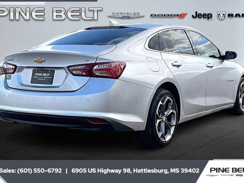 Used 2020 Chevrolet Malibu LT image 11