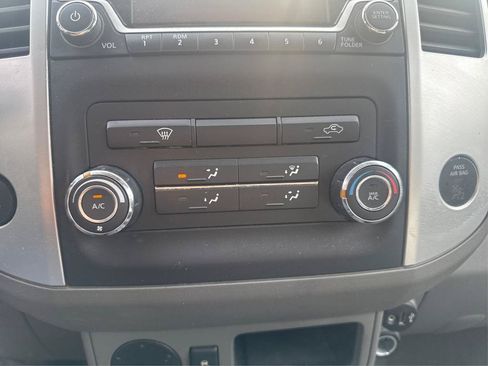 Used 2018 Nissan Frontier S RWD image 18