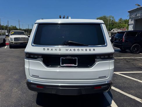 Used 2022 Jeep Grand Wagoneer Series III AWD/4WD image 6