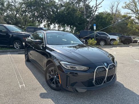 Used 2023 BMW i4 eDrive35 w/ Premium Package RWD image 4