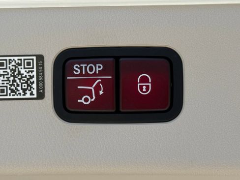 Used 2022 Mercedes-Benz EQS 450+ Sedan image 21