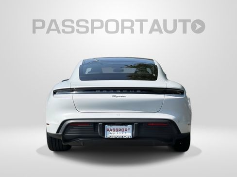 Used 2022 Porsche Taycan RWD image 5