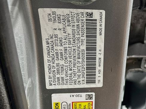 Used 2025 Honda Civic Sport image 12