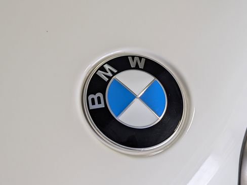 Used 2021 BMW X5 M50i w/ Executive Package AWD/4WD image 17