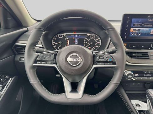 Certified 2025 Nissan Altima 2.5 SL image 14