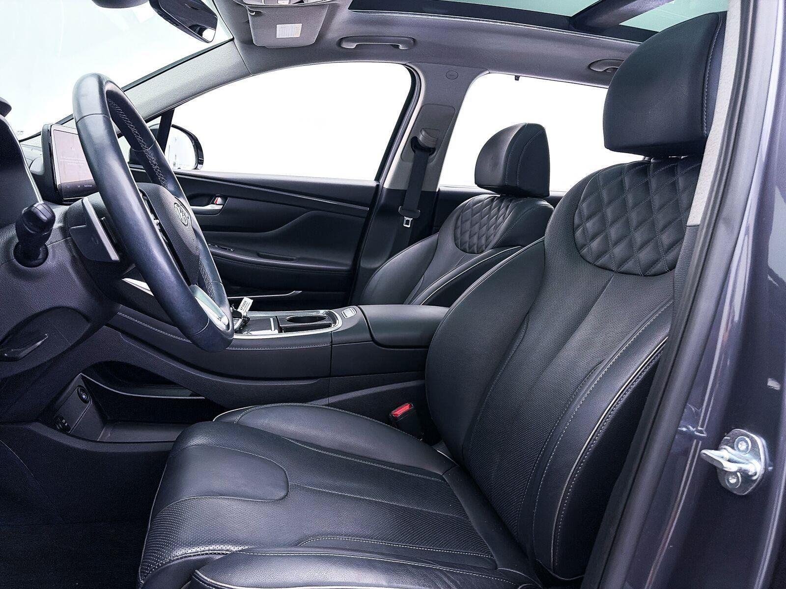 Used 2023 Hyundai Santa Fe Limited AWD/4WD image 19