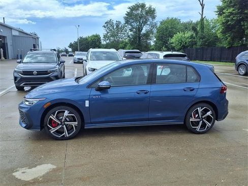 New 2025 Volkswagen GTI SE image 2
