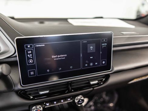 New 2025 Lotus Emira image 23