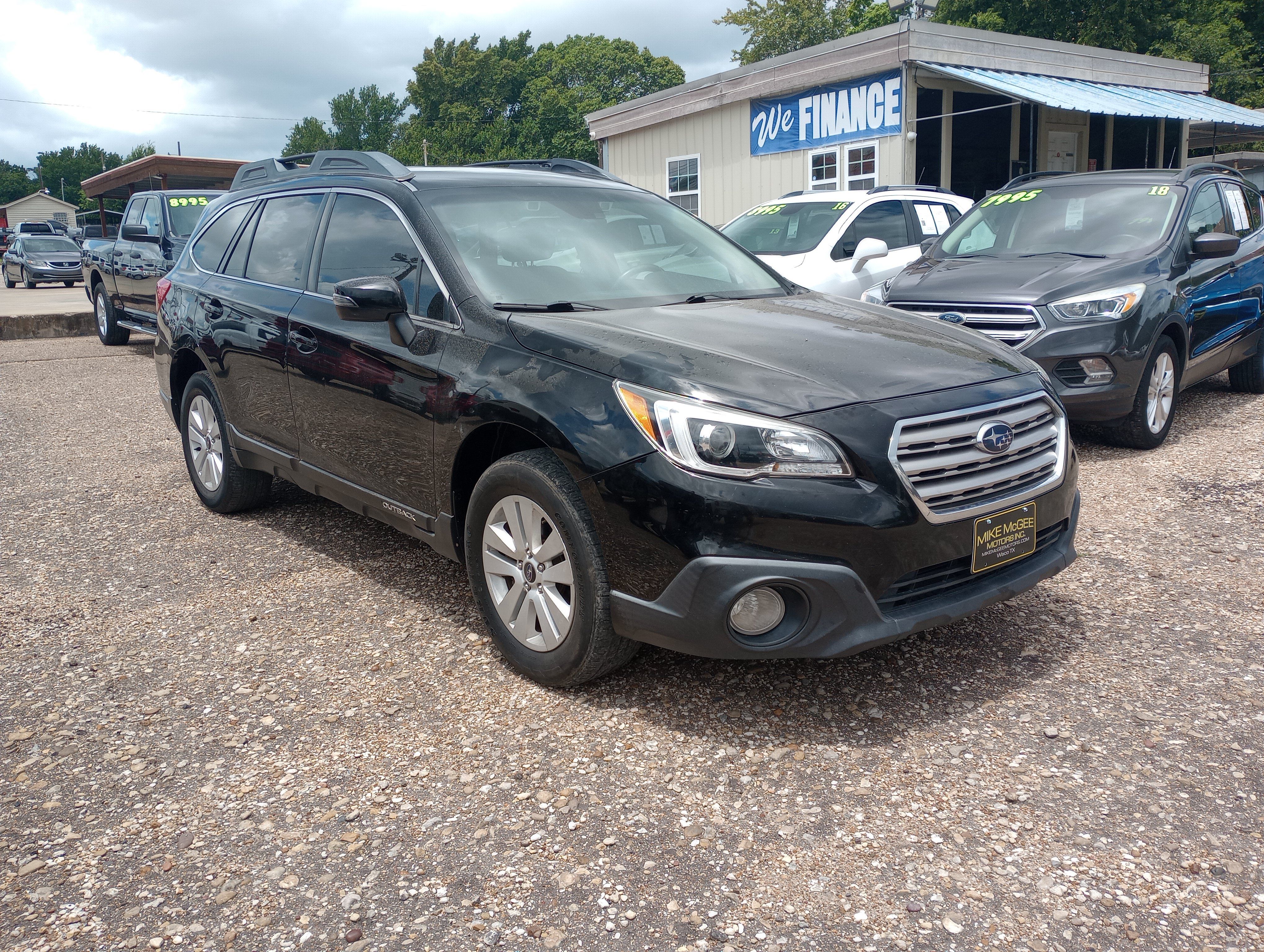 Used 2017 Subaru Outback 2.5i Premium AWD/4WD image 1