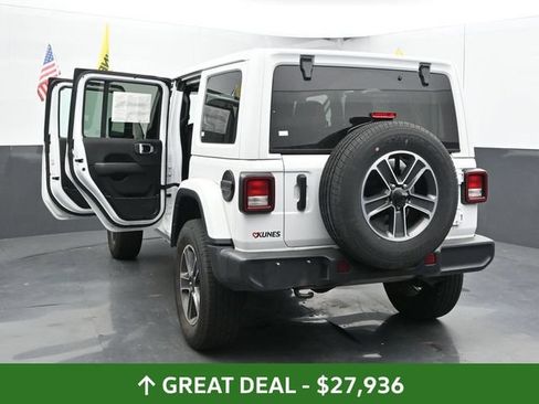 Used 2023 Jeep Wrangler Unlimited Sahara AWD/4WD image 53