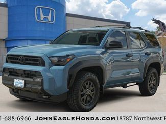 Used 2025 Toyota 4Runner SR5 AWD/4WD video 1