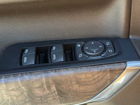 Used 2021 GMC Sierra 1500 Denali image 25