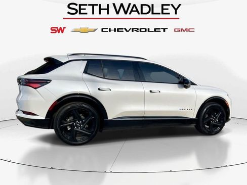 New 2025 Chevrolet Equinox EV RS FWD image 3