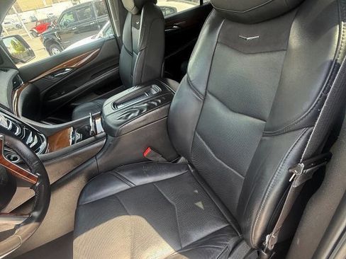 Used 2015 Cadillac Escalade ESV Premium AWD/4WD image 9