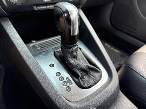 Used 2014 Volkswagen Jetta SE FWD image 29
