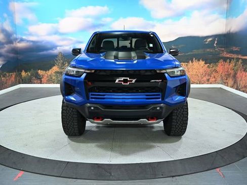 Used 2023 Chevrolet Colorado ZR2 image 3