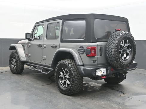 Used 2021 Jeep Wrangler Unlimited Rubicon w/ LED Lighting Group AWD/4WD image 6