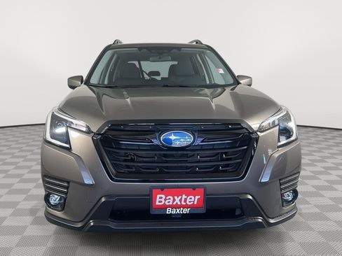 Certified 2024 Subaru Forester Premium AWD/4WD image 2