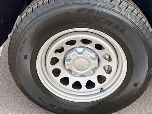 Used 2024 GMC Sierra 1500 Pro image 33