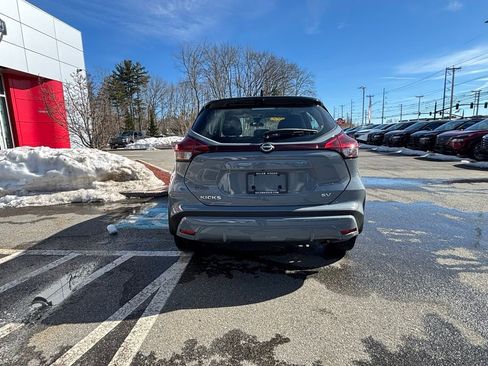 Used 2023 Nissan Kicks SV image 12