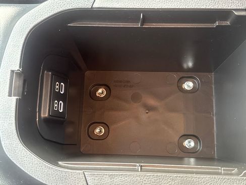 Used 2023 Toyota RAV4 LE image 26