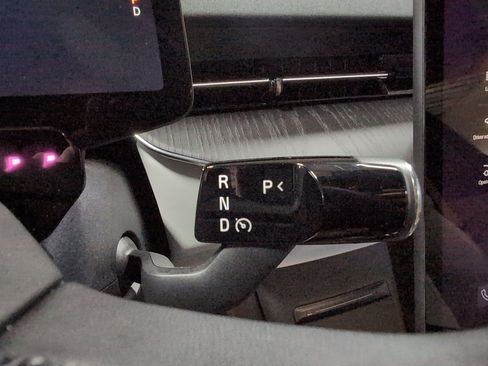 Used 2025 Polestar Polestar 3 AWD/4WD image 12