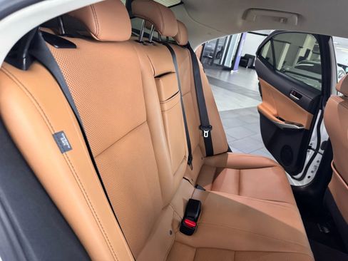 Used 2017 Lexus IS 300 AWD w/ Premium Package image 16