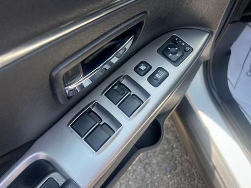Used 2020 Mitsubishi Outlander Sport SE AWD/4WD image 11