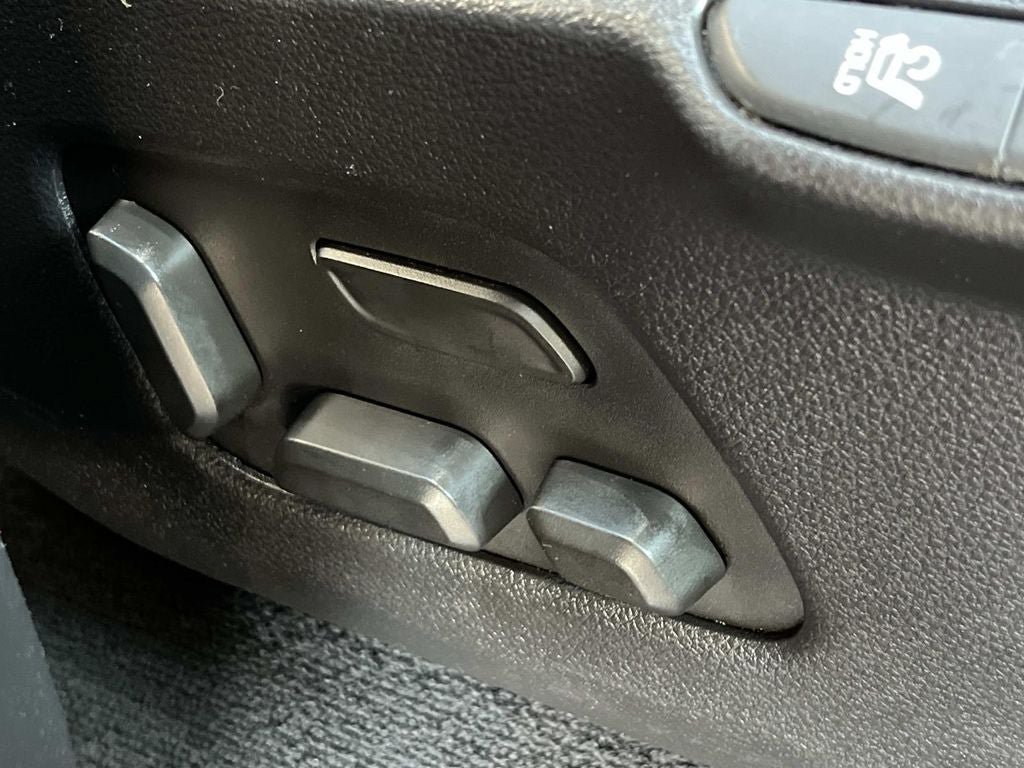 Used 2022 Kia Carnival SX Prestige FWD image 24