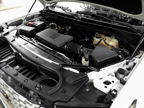 Used 2022 GMC Yukon XL Denali image 63