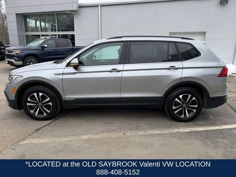 Used 2024 Volkswagen Tiguan S image 8