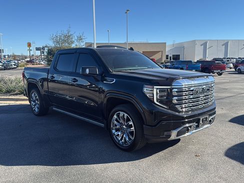 Used 2023 GMC Sierra 1500 Denali image 3