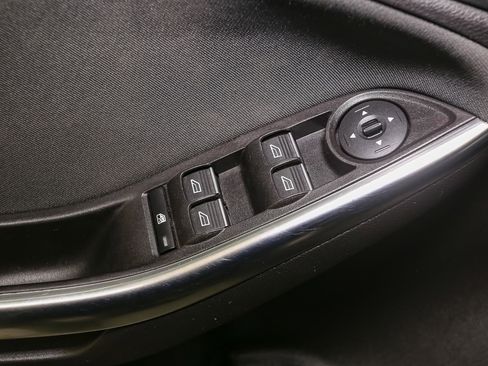 Used 2017 Ford Focus ST FWD image 40