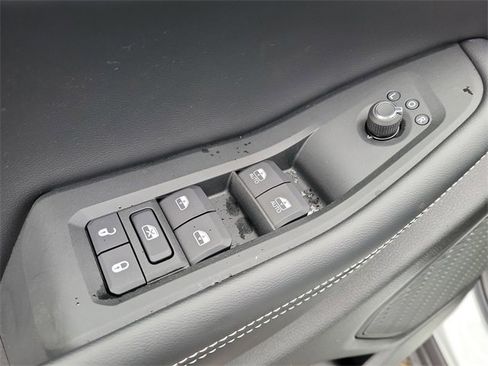 New 2025 Jeep Grand Cherokee L Limited w/ Trailer Tow Package image 10