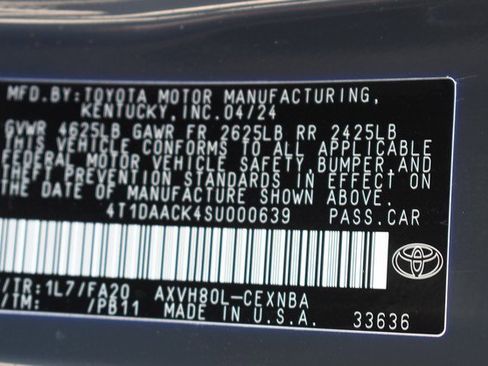 Certified 2025 Toyota Camry LE image 33