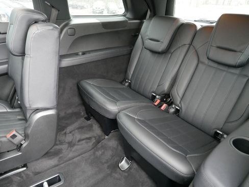 Used 2018 Mercedes-Benz GLS 450 4MATIC image 37