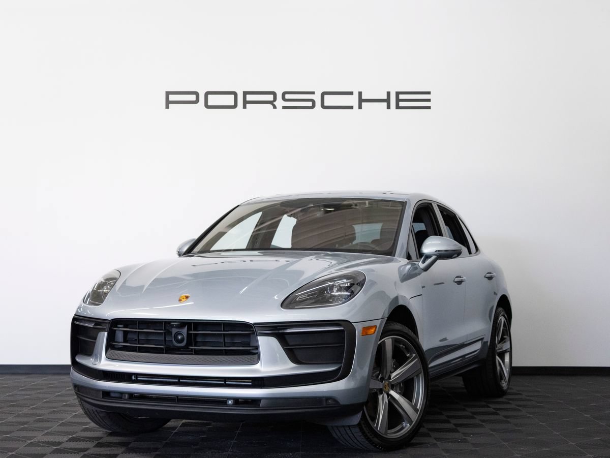 Certified 2024 Porsche Macan AWD/4WD image 1