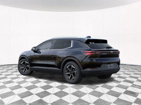 New 2026 Chevrolet Equinox EV LT FWD image 7