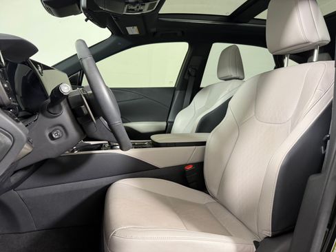Used 2023 Lexus RX 350 Premium Plus w/ Accessory Package (K3) FWD image 4