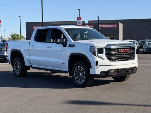 Used 2024 GMC Sierra 1500 AT4 w/ Technology Package AWD/4WD image 9