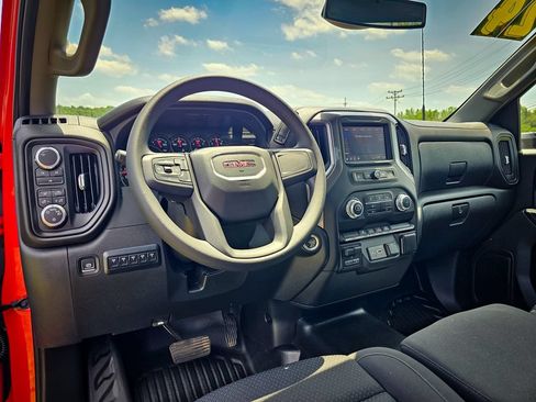 Used 2024 GMC Sierra 3500 Pro w/ Convenience Package AWD/4WD image 15