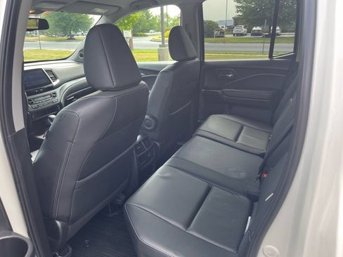 Used 2018 Honda Ridgeline RTL-T image 12