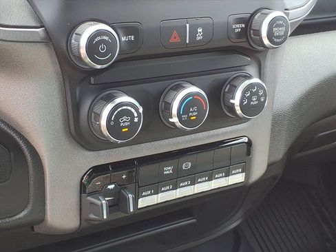 Used 2022 RAM 3500 Tradesman AWD/4WD image 28