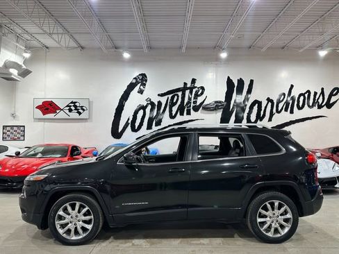 Used 2014 Jeep Cherokee Limited image 2